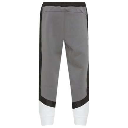 image_d572987e-aa11-43a1-8535-e10d0c9eb743