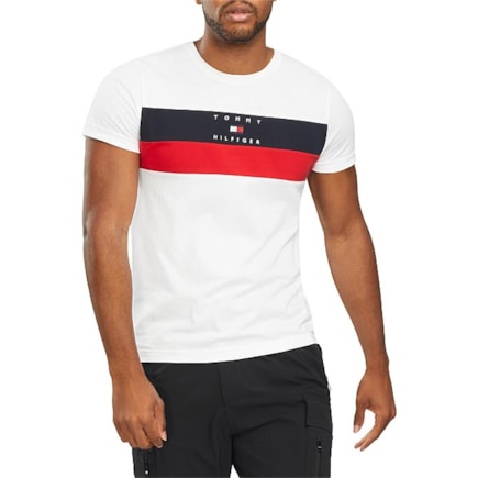 CAMISETA TOMMY HILFIGER ESSENTIAL CENTRAL FLAG BRANCA